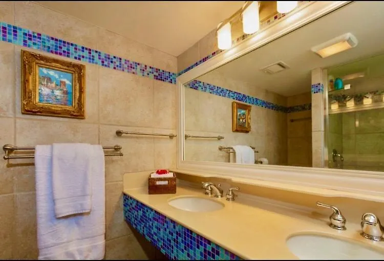 Sapphire Beachfront Renovated Villa 1200 Sf! - Free Wi-Fi Nazareth