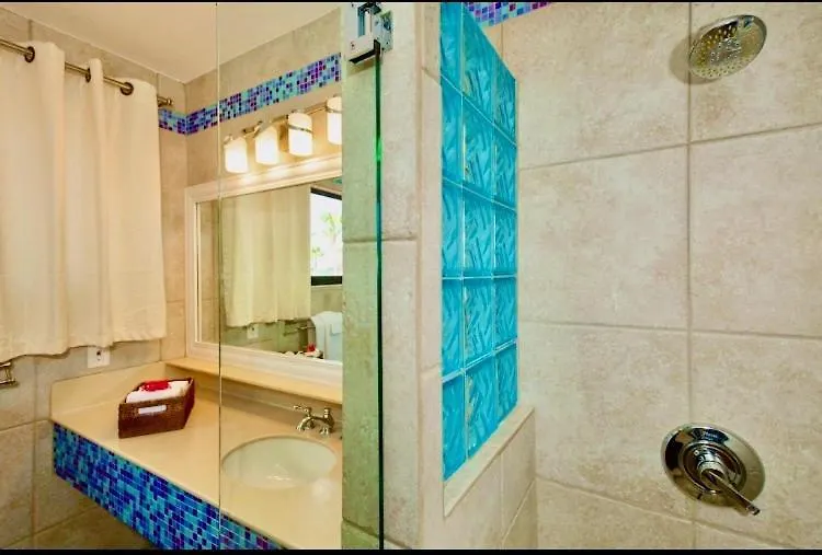 Lägenhet Sapphire Beachfront Renovated Villa 1200 Sf! - Free Wi-Fi Nazareth